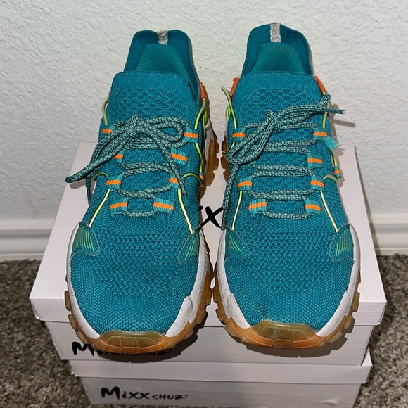 Blue and White Sneakers with Cushioned Midsoles - Picture 1 of 4